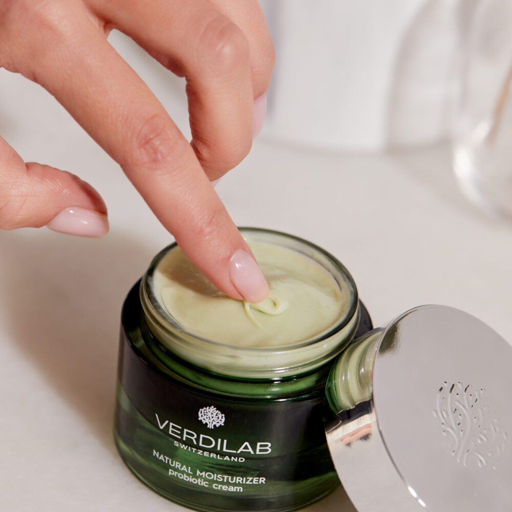 NATURAL MOISTURIZER Probiotic Cream